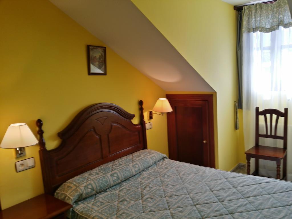 Hotel Las Palmeras Celorio  Eksteriør billede
